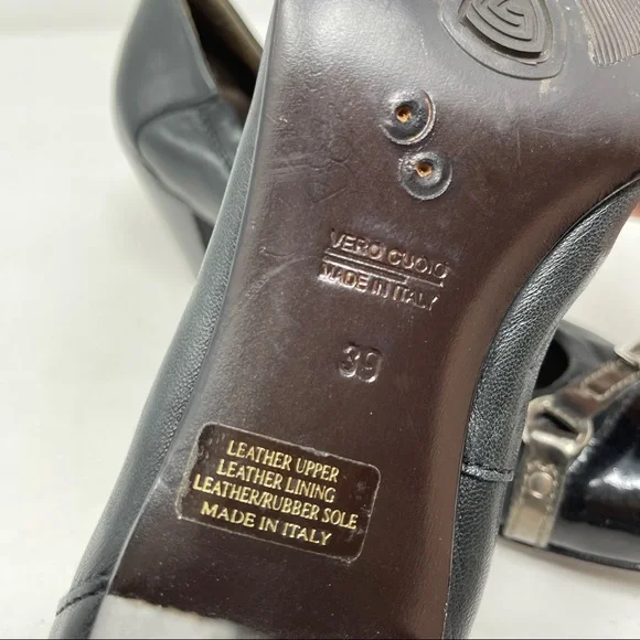 AGL Attilio Giusti Leombruni EU 39 US 9 Black Leather Cap Toe Pumps - Picture 12 of 12